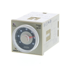 Analoges Multifunktionszeitrelais 8-Pin 48x48mm² keine Eingänge 0.05s-300h